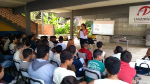 Conversando sobre sexualidade na Escola Municipal Reinaldo Alves Costa