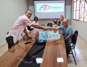 Faculdade Dinâmica inicia parceria com equipe de Saúde Mental da Prefeitura