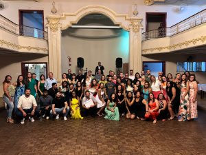 Dinâmica reúne equipe em confraternização de fim de ano