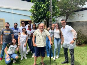 Fisioterapia Dinâmica promove recreação e churrasco no Asilo Municipal