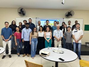 Faculdade recebe representante da Superintendência Regional da Receita Federal