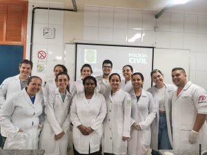Farmácia participa de aula prática ‘Identificação de drogas de abuso’