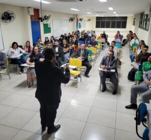 Palestras sobre violência doméstica e honorários enriquecem formação de alunos do Direito