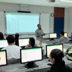 AdministrAÇÃO: Dinâmica celebra o Dia do Administrador com minicursos e muito aprendizado
