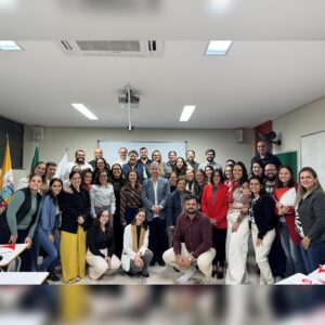 Faculdade Dinâmica promove capacitação docente sobre Taxonomia de Bloom e inovação no ensino