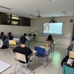 Novo período no curso de Nutrição tem início com reflexões sobre corpos e qualidade de vida